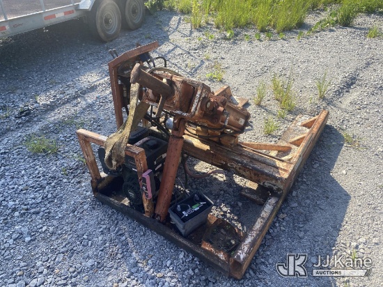 (Villa Rica, GA) Portable Hydraulic Utility Pole Puller NOTE: This unit is being sold AS IS/WHERE IS