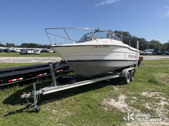 (Tampa, FL) 1994 Bayliner Marine Corp Trophy 20 FT. Cuddy Cabin Boat Runs, Condition Unknown) (FL Re