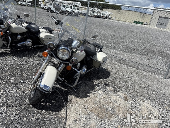 (Hammond, LA) 2015 Harley-Davidson FLHP Motorcycle Runs & Moves