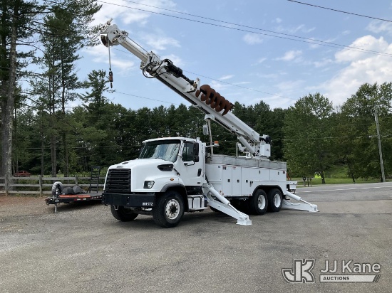 (Sparta, NC) Altec D4065B-TR, Digger Derrick rear mounted on 2018 Freightliner 114SD T/A Utility Tru