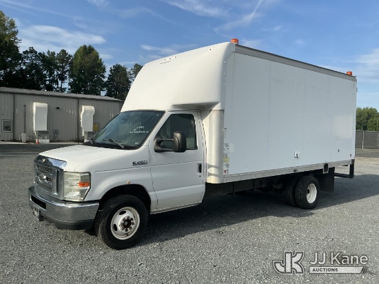 (China Grove, NC) 2016 Ford Econoline E450 Cutaway Van Body Truck Runs & Moves) (Dash Warning Indica