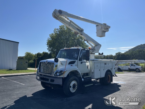 (Lebanon, TN) Altec L42A, Over-Center Bucket Truck rear mounted on 2008 International 7300 Utility T