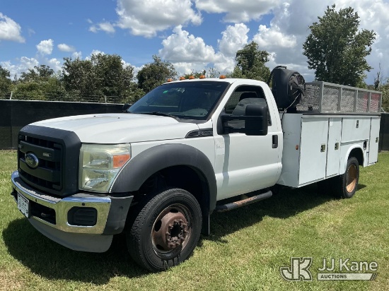 (Tampa, FL) 2014 Ford F-550 Service Truck, Backup Camera Not Included Runs & Moves