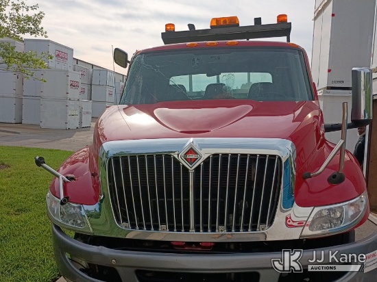 (Antioch, TN) 2020 International MV607 Flatbed/Service Truck Not Running, Conditions Unknown) (Colli