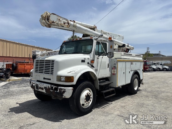 (West Palm Beach, FL) Altec L42A, Over-Center Bucket Truck rear mounted on 2001 International 4800 S