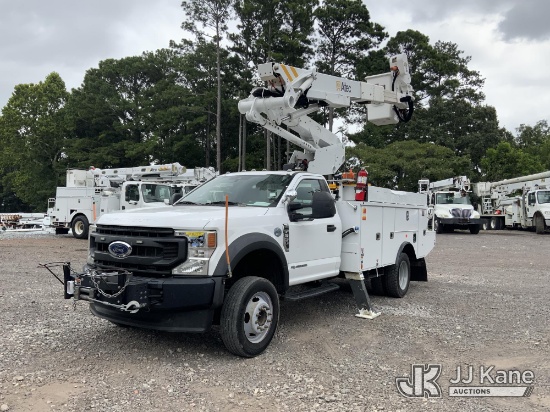 (Graysville, AL) Altec AT41M, Articulating & Telescopic Material Handling Bucket Truck mounted behin
