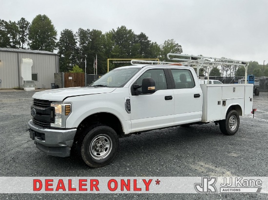 (China Grove, NC) 2019 Ford F250 4x4 Crew-Cab Service Truck Runs & Moves) (Dash Warning Indicator On
