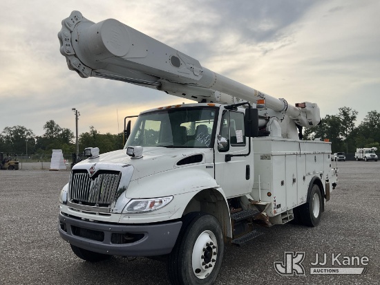 (Verona, KY) Altec AM55-E, Over-Center Material Handling Bucket Truck rear mounted on 2011 Internati