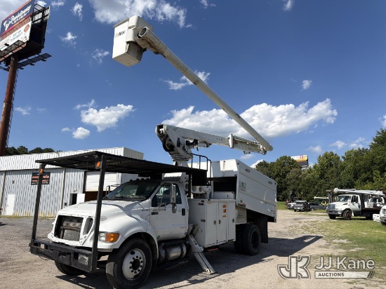 (Florence, SC) Altec LRV60-E70, Over-Center Bucket Truck mounted behind cab on 2015 Ford F750 Chippe