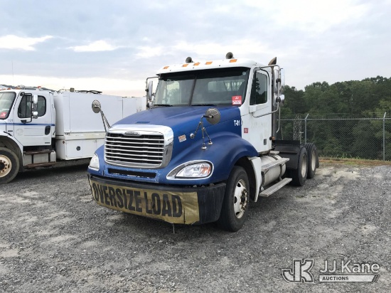 (Mount Airy, NC) 2004 Freightliner Columbia 120 T/A Truck Tractor Runs & Moves
