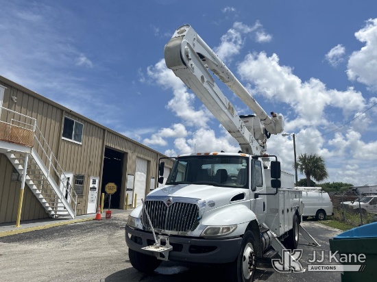 (West Palm Beach, FL) Altec AA55-MH, Material Handling Bucket rear mounted on 2018 International Dur