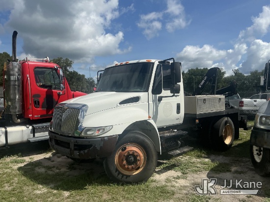 (Tampa, FL) Hiab 035, Knuckleboom Crane rear mounted on 2008 International DuraStar 4300 Flatbed Tru