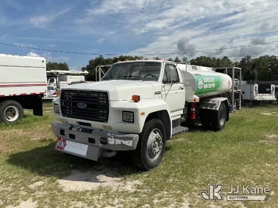(Tampa, FL) 1985 Ford F700 Fuel Tank Truck Runs, Does Not Move, Operating Condition Unknown) (Brake