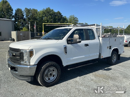 (China Grove, NC) 2019 Ford F350 4x4 Extended-Cab Service Truck Runs & Moves