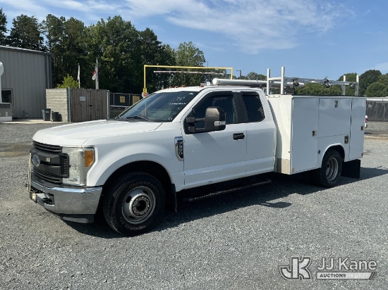 (China Grove, NC) 2017 Ford F350 Extended-Cab Service Truck Runs & Moves) (Engine Performance Concer