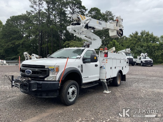 (Graysville, AL) Altec AT41-MH, Articulating & Telescopic Material Handling Bucket Truck mounted beh
