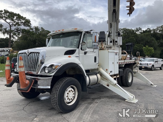 (Ocala, FL) Altec D2045A-TR, Digger Derrick rear mounted on 2008 International 7400 Flatbed/Utility