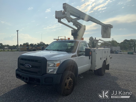 (Verona, KY) Versalift SST37NE01, Articulating & Telescopic Non-Insulated Bucket Truck mounted behin