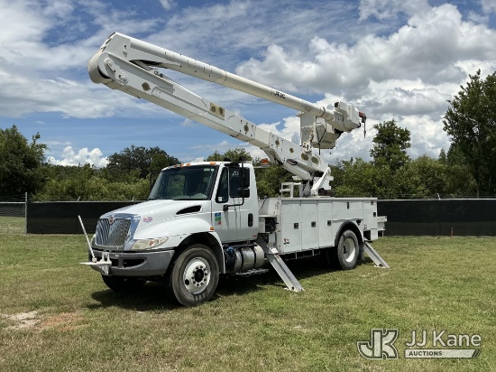 (Tampa, FL) Altec AA55, Material Handling Bucket Truck center mounted on 2017 International 4300 Uti