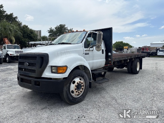 (West Palm Beach, FL) 2004 Ford F-650 Flatbed Truck Runs) (Transmission Non-Operational, Dash Warnin