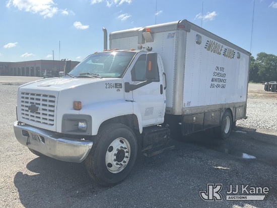 (Louisville, KY) 2004 Chevrolet C7500 Lube Truck Runs, Moves & Operates