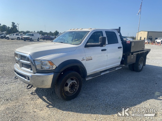 (Villa Rica, GA) 2018 RAM 5500 Crew Cab SWB DRW Flatbed/Service Truck Runs & Moves) (Dash Warning In