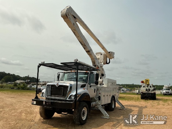 (Byram, MS) Altec AA55E-MH, Material Handling Bucket Truck rear mounted on 2015 International 7400 4
