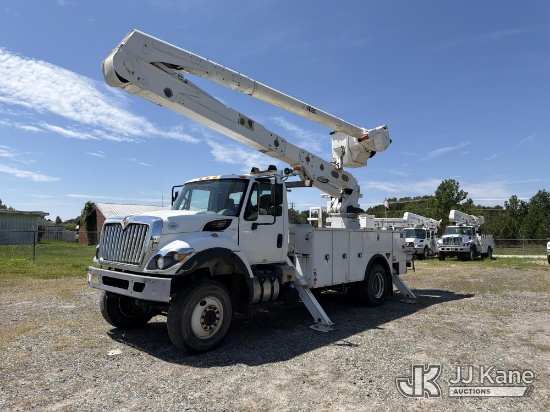 (Roxboro, NC) Altec AA55-MH, Material Handling Bucket Truck rear mounted on 2017 International 7300