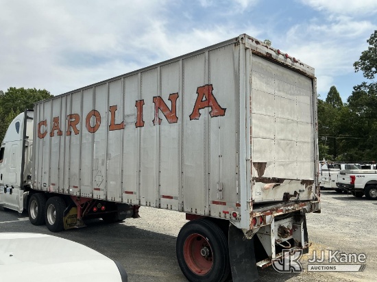 (China Grove, NC) 1985 Strick 28 Ft Van Body Trailer Rear Door Broken Not Operational