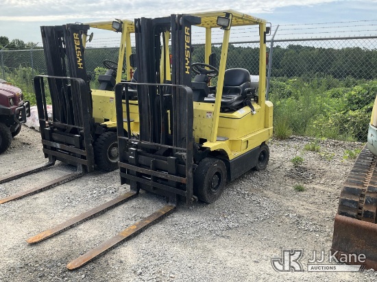(Villa Rica, GA) 1998 Hyster H40XMS Solid Tired Forklift Runs, Moves & Operates