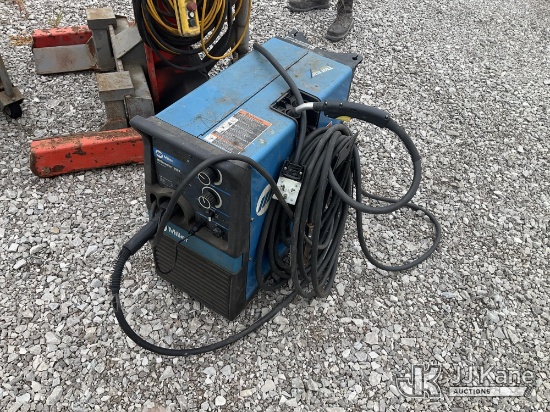 (Verona, KY) Miller Millermatic 250X (Condition Unknown) NOTE: This unit is being sold AS IS/WHERE I