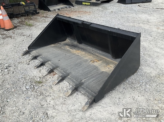 (Villa Rica, GA) 74in Quick Attach Loader Bucket NOTE: This unit is being sold AS IS/WHERE IS via Ti