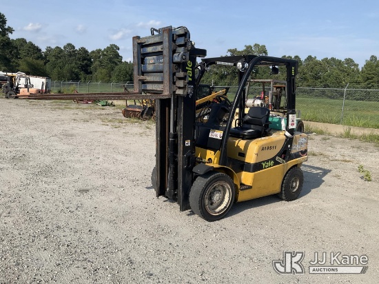 (Chester, VA) Yale GLP060VXEURF087 Solid Tired Forklift Runs, Moves, & Operates