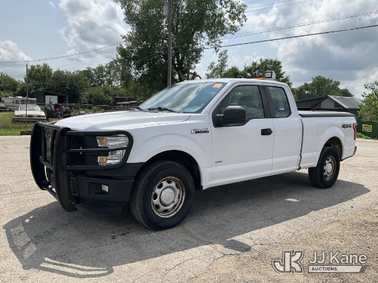 (South Beloit, IL) 2015 Ford F150 4x4 Extended-Cab Pickup Truck Runs & Moves