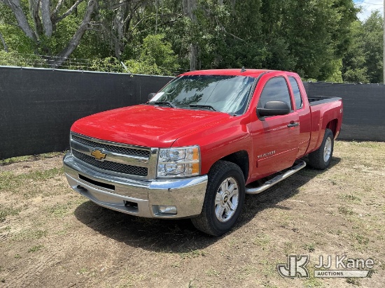 (Waxahachie, TX) 2012 Chevrolet Silverado 1500 Extended-Cab Pickup Truck Runs & Moves) (Corrosion &