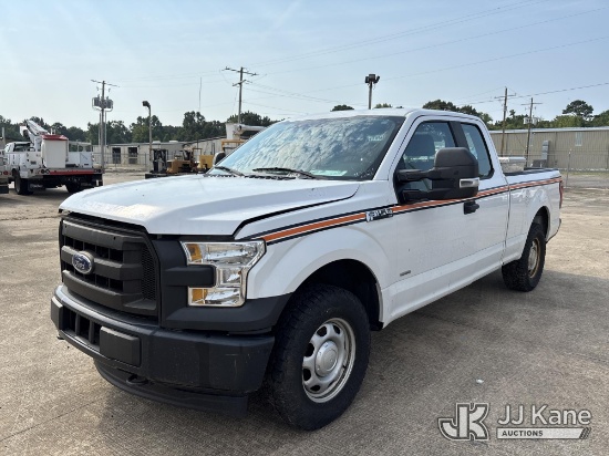 (Conway, AR) 2017 Ford F-150 Extended-Cab Pickup Truck Runs & Moves) (Dash Warning Indicators On, Ex