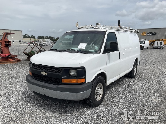 (Hammond, LA) 2015 Chevrolet Express G2500 Cargo Van Runs & Moves) (Dash Warning Indicators On, Inte