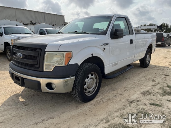 (Houston, TX) 2014 Ford F-150 Pickup Truck Runs & Moves) (Windshield Deficiencies