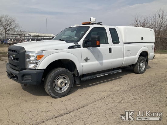 (South Beloit, IL) 2015 Ford F250 4x4 Extended-Cab Pickup Truck Runs & Moves) (Engine Performance Co