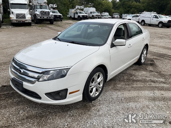 (Des Moines, IA) 2012 Ford Fusion 4-Door Sedan Runs & Moves