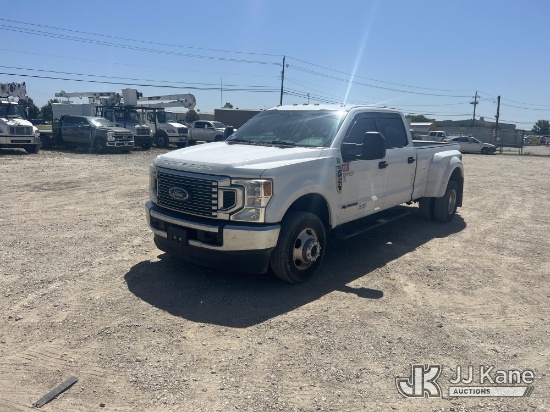(Waxahachie, TX) 2021 Ford F350 4x4 Crew-Cab Dual Wheel Pickup Truck Runs & Moves