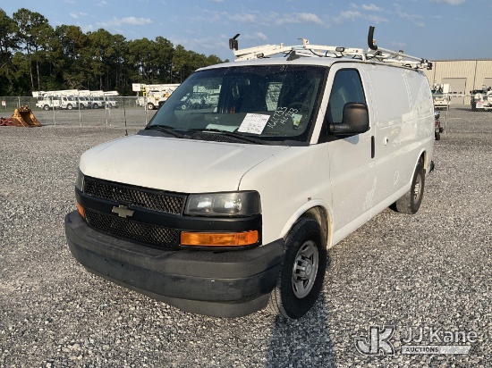 (Hammond, LA) 2018 Chevrolet Express G2500 Cargo Van Runs & Moves