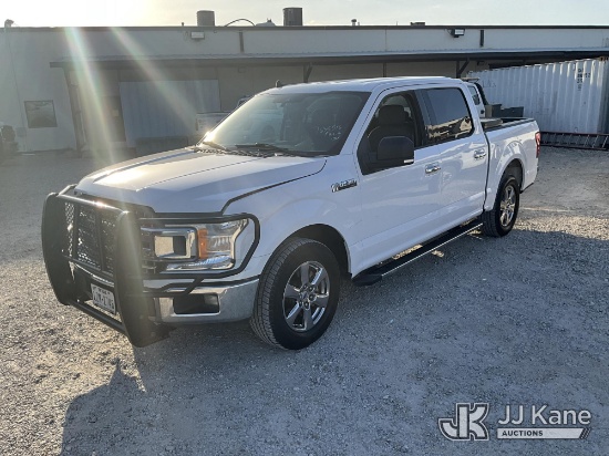 (Carrollton, TX) 2019 Ford F150 Crew-Cab Pickup Truck Runs & Moves) (Dash Warning Indicator On