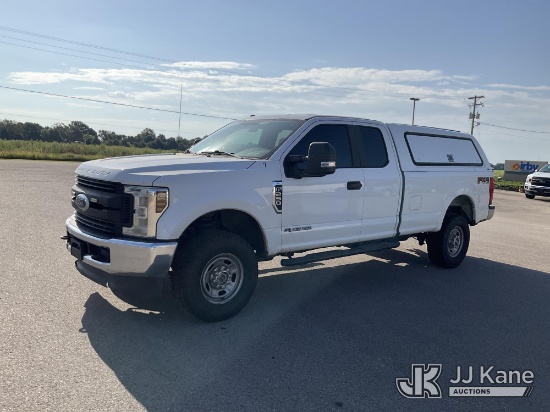 (Jonesboro, AR) 2019 Ford F250 4x4 Extended-Cab Pickup Truck Runs & Moves