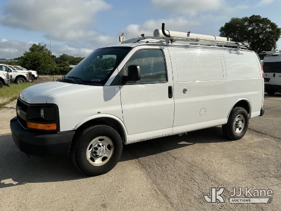 (South Beloit, IL) 2013 Chevrolet Express 2500 Cargo Van Runs & Moves