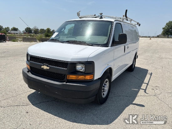 (Kansas City, MO) 2017 Chevrolet Express G2500 Cargo Van Runs & Moves