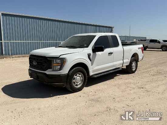 (Midland, TX) 2023 Ford F-150 Extended-Cab Pickup Truck Runs & Moves