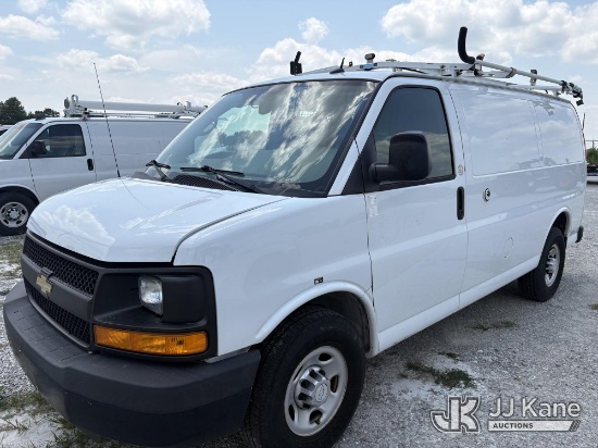 (Hawk Point, MO) 2015 Chevrolet Express G2500 Cargo Van Runs & Moves