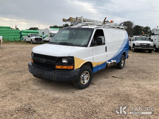 (Shakopee, MN) 2005 Chevrolet Express G2500 Cargo Van Runs & Moves) (Engine Won't Stay Running Witho