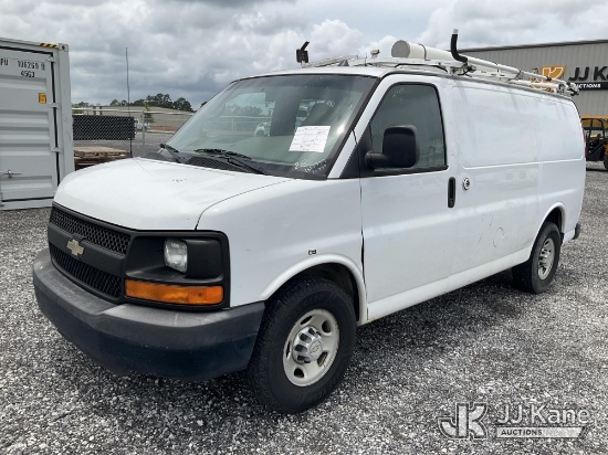(Hammond, LA) 2013 Chevrolet Express G2500 Cargo Van Runs & Moves)(Dash Warning Indicators On